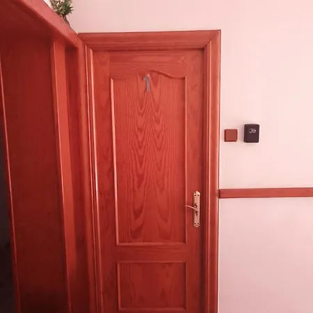 Center Homestay *
